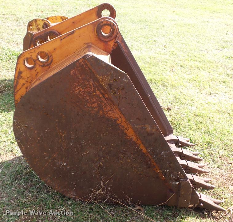 image for item L4438 Excavator bucket