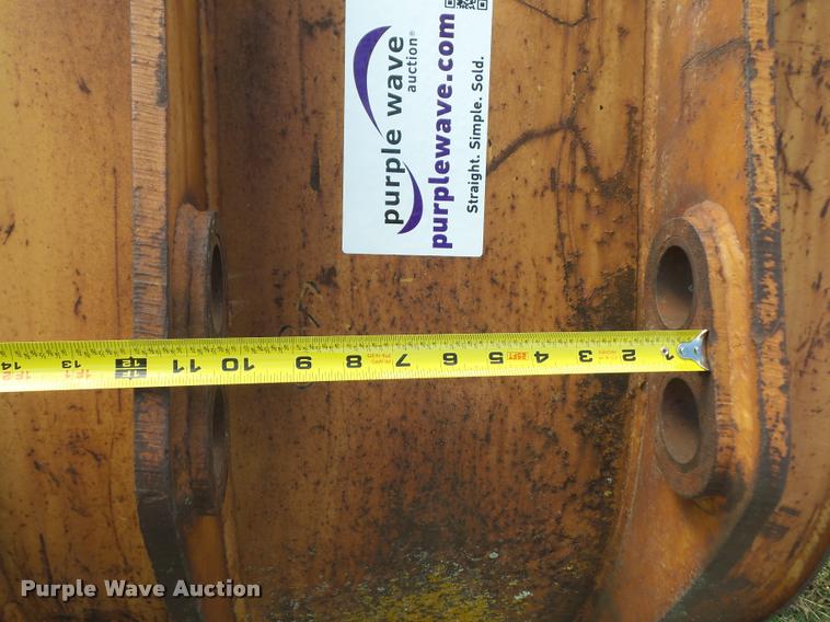 image for item L4438 Excavator bucket