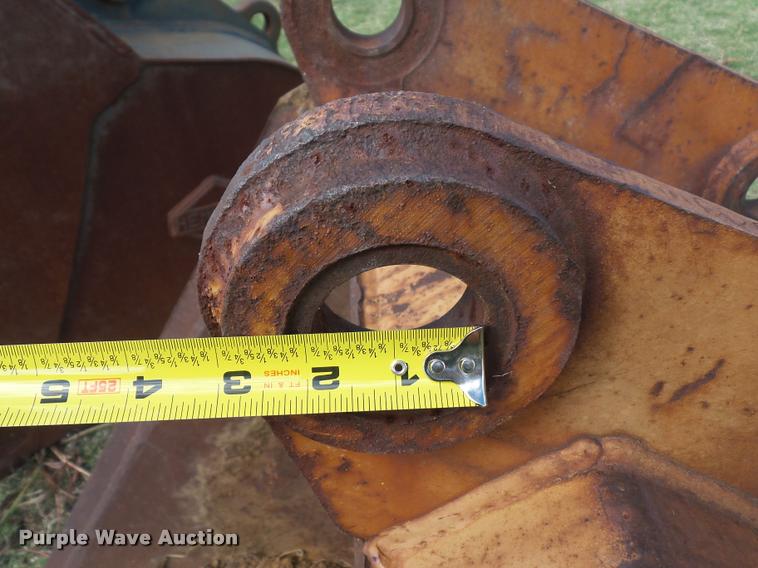 image for item L4438 Excavator bucket