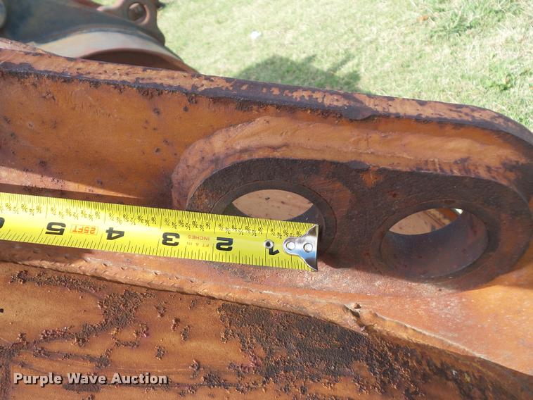 image for item L4438 Excavator bucket