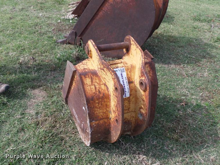 image for item L4439 Backhoe bucket