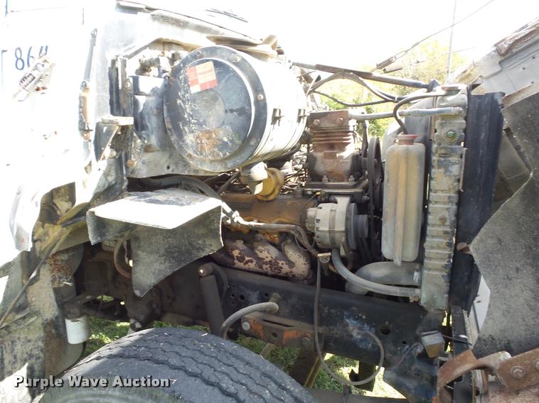 image for item L4440 1985 Ford 8000 dump truck