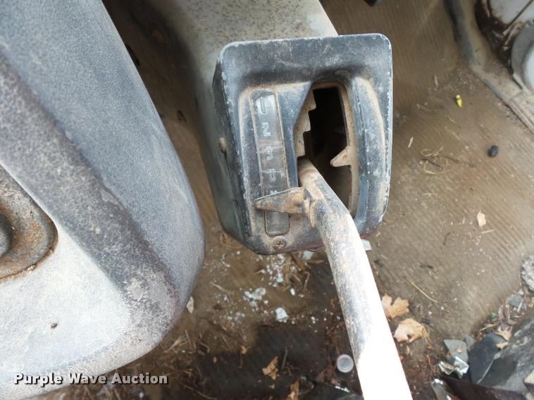 image for item L4440 1985 Ford 8000 dump truck