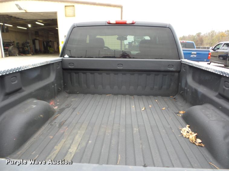 image for item L4452 2008 GMC Sierra 2500HD Ext. Cab pickup truck