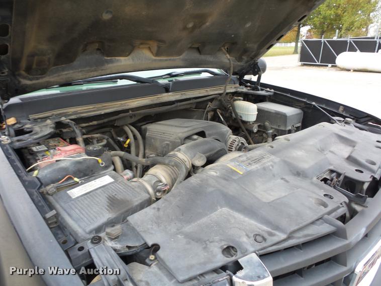 image for item L4452 2008 GMC Sierra 2500HD Ext. Cab pickup truck