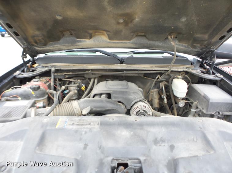 image for item L4452 2008 GMC Sierra 2500HD Ext. Cab pickup truck