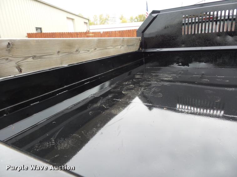 image for item L4458 1997 Ford F450 Super Duty dump truck