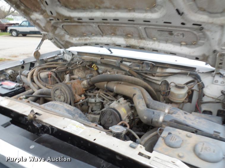 image for item L4458 1997 Ford F450 Super Duty dump truck