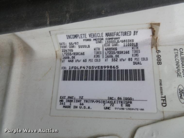 image for item L4458 1997 Ford F450 Super Duty dump truck