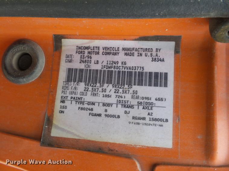 image for item L4461 1997 Ford F800 bucket truck