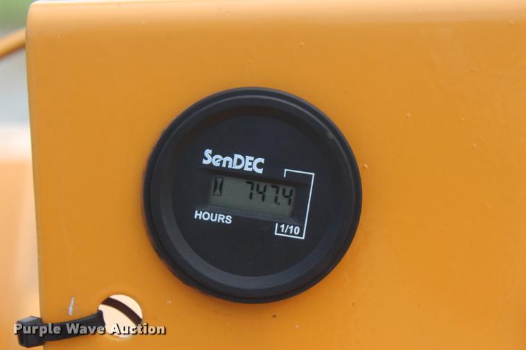 image for item L4850 2009 Bandit 65XP wood chipper