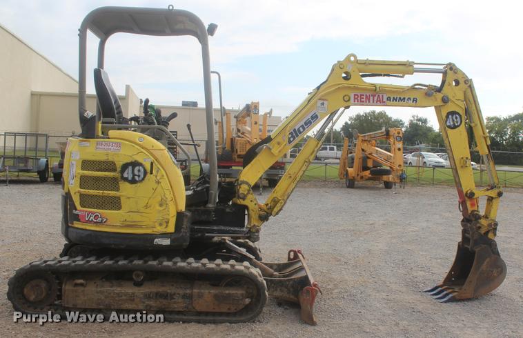 image for item L4851 2008 Yanmar VIO27-5 mini excavator