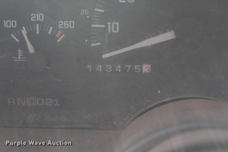 image for item L4870 1993 Chevrolet 2500 Ext. Cab pickup truck