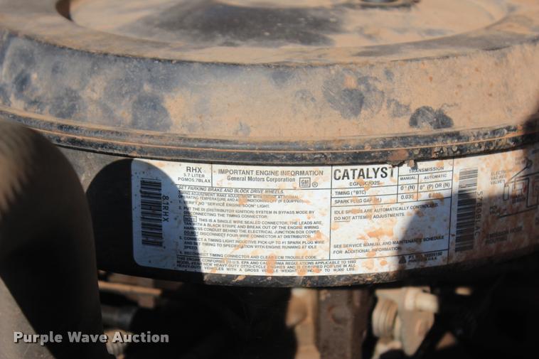 image for item L4870 1993 Chevrolet 2500 Ext. Cab pickup truck