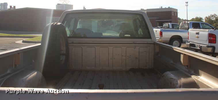 image for item L4870 1993 Chevrolet 2500 Ext. Cab pickup truck