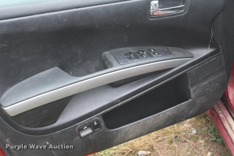 image for item L4873 2006 Nissan Maxima