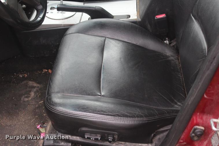 image for item L4873 2006 Nissan Maxima