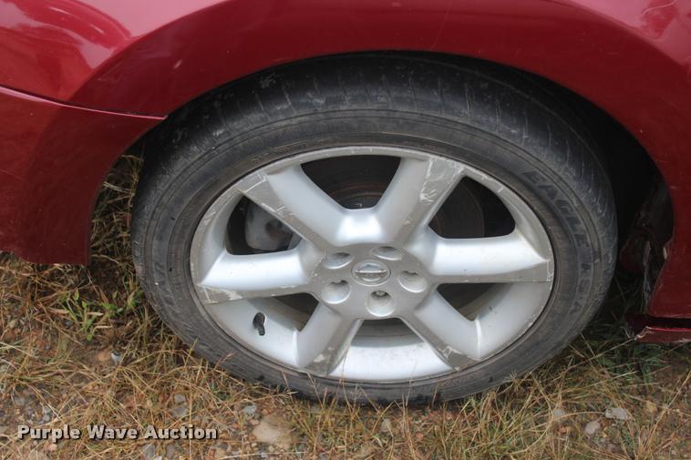 image for item L4873 2006 Nissan Maxima