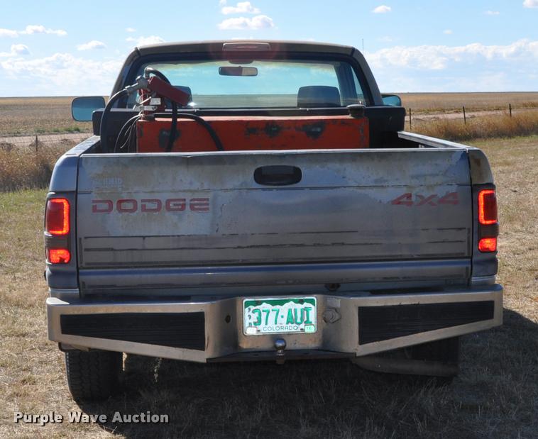 image for item L5030 1994 Dodge Ram 1500 pickup truck