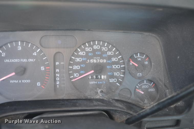 image for item L5030 1994 Dodge Ram 1500 pickup truck