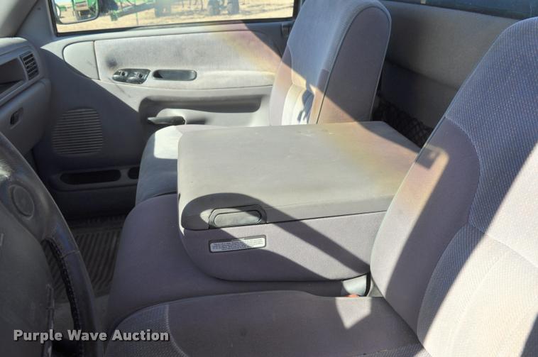 image for item L5030 1994 Dodge Ram 1500 pickup truck