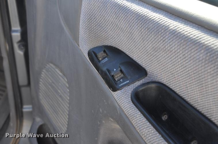 image for item L5030 1994 Dodge Ram 1500 pickup truck