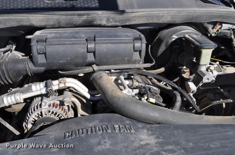 image for item L5030 1994 Dodge Ram 1500 pickup truck