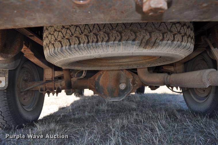 image for item L5030 1994 Dodge Ram 1500 pickup truck