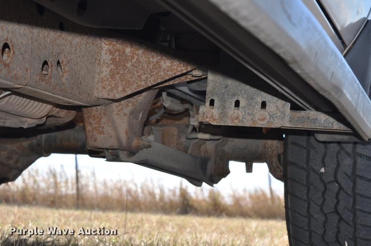 image for item L5030 1994 Dodge Ram 1500 pickup truck