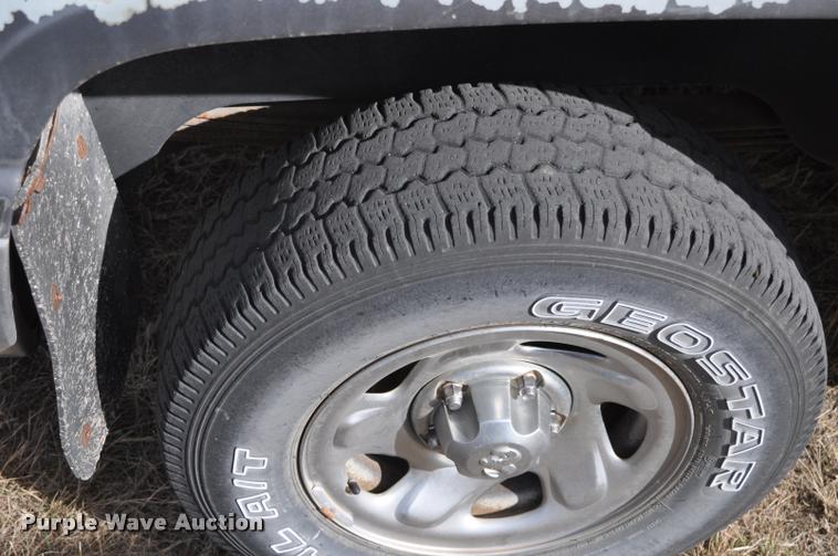 image for item L5030 1994 Dodge Ram 1500 pickup truck