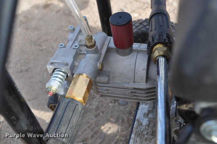 image for item L5031 Pro-force pressure washer