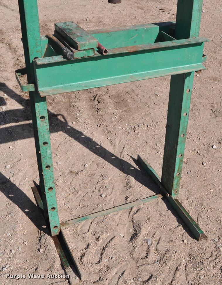 image for item L5033 Carolina Tool & Equipment hydraulic press