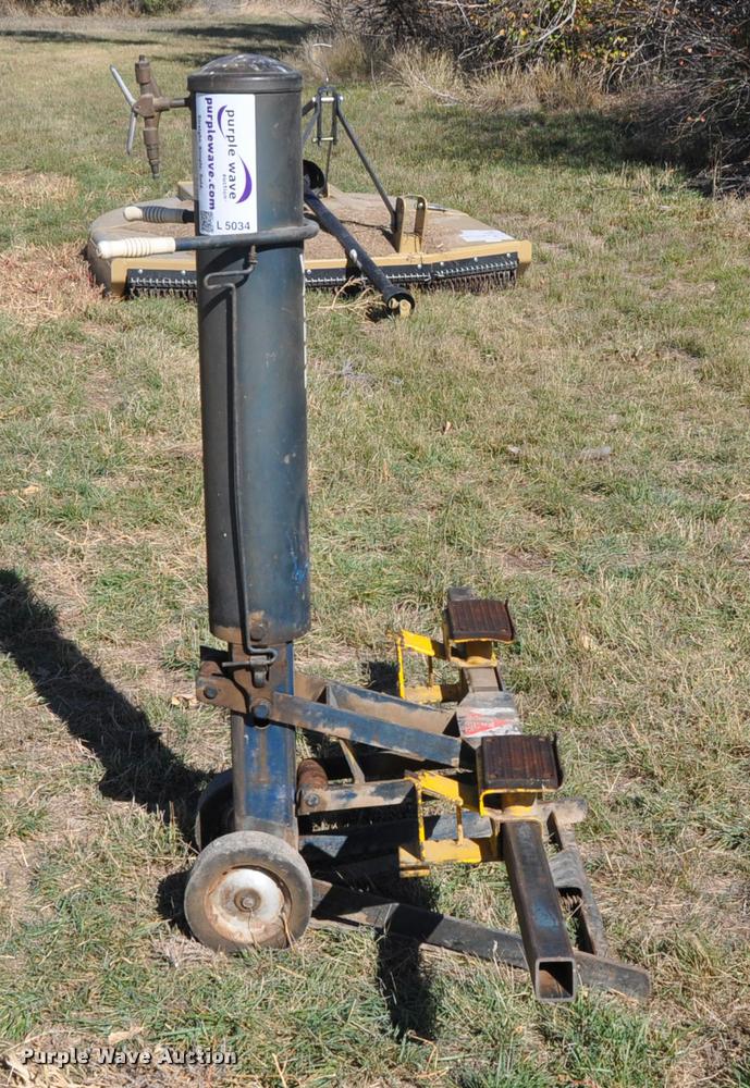 image for item L5034 Walker 108 bumper jack