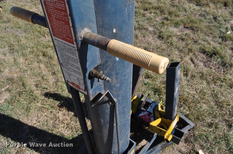 image for item L5035 Walker 93696 bumper jack