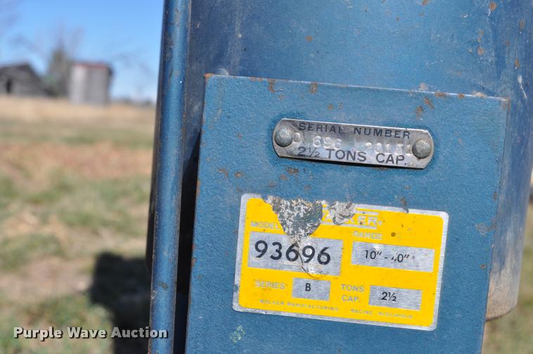 image for item L5035 Walker 93696 bumper jack