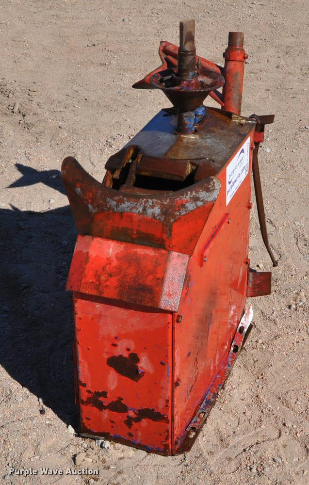 image for item L5037 Tire machine