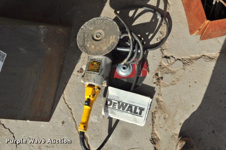 image for item L5043 Metal working equipment