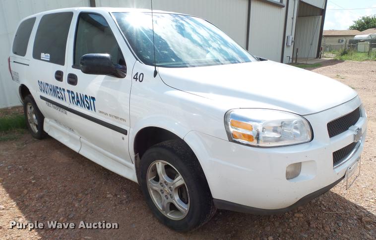 image for item L6608 2008 Chevrolet Uplander van