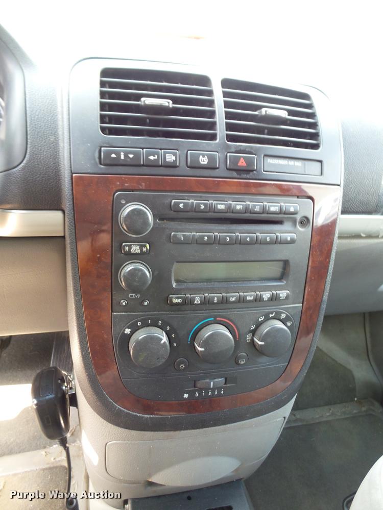 image for item L6608 2008 Chevrolet Uplander van