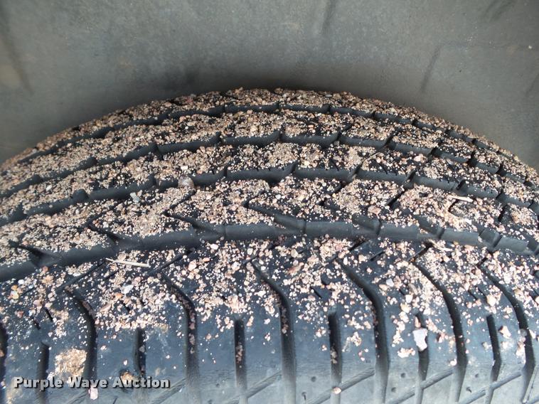 image for item L6608 2008 Chevrolet Uplander van