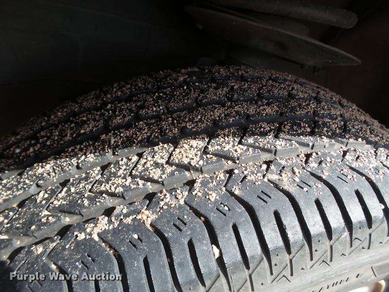 image for item L6608 2008 Chevrolet Uplander van