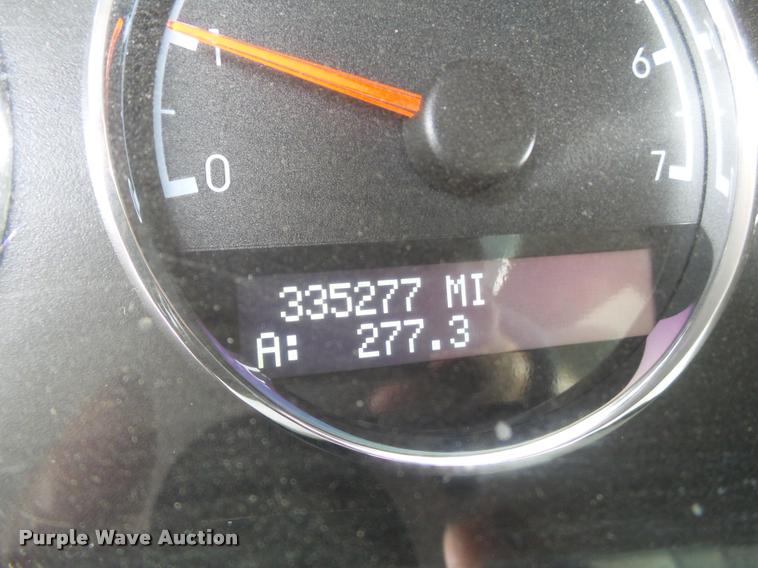 image for item L6608 2008 Chevrolet Uplander van