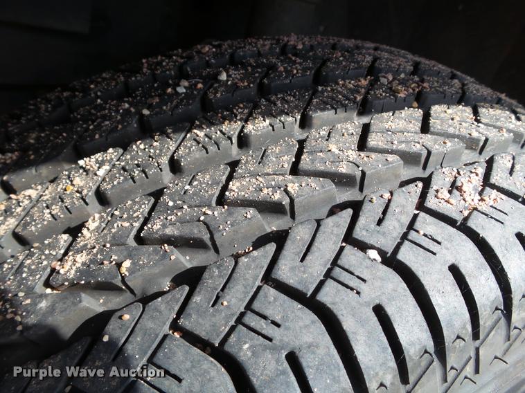 image for item L6609 2010 Dodge Grand Caravan van