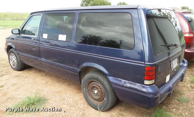 image for item L6610 1994 Dodge Grand Caravan van