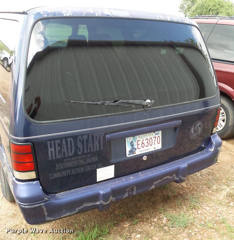 image for item L6610 1994 Dodge Grand Caravan van