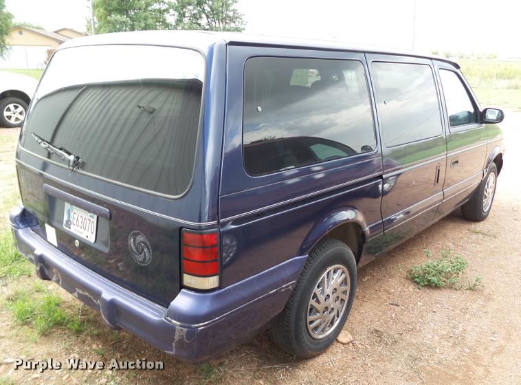 image for item L6610 1994 Dodge Grand Caravan van