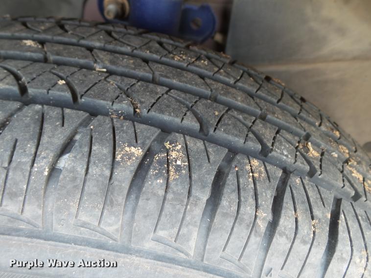 image for item L6611 2001 Dodge Grand Caravan van