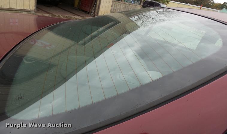 image for item L7129 2000 Pontiac Bonneville