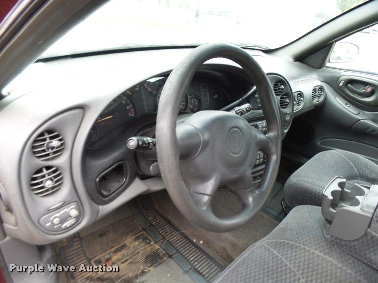 image for item L7129 2000 Pontiac Bonneville