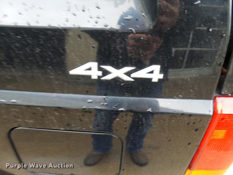 image for item L7130 2000 Jeep Cherokee Sport SUV